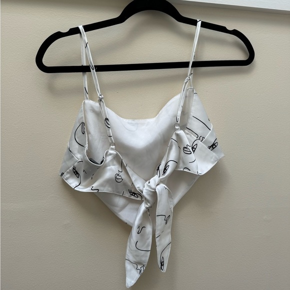 Back tie crop top - Picture 2 of 4